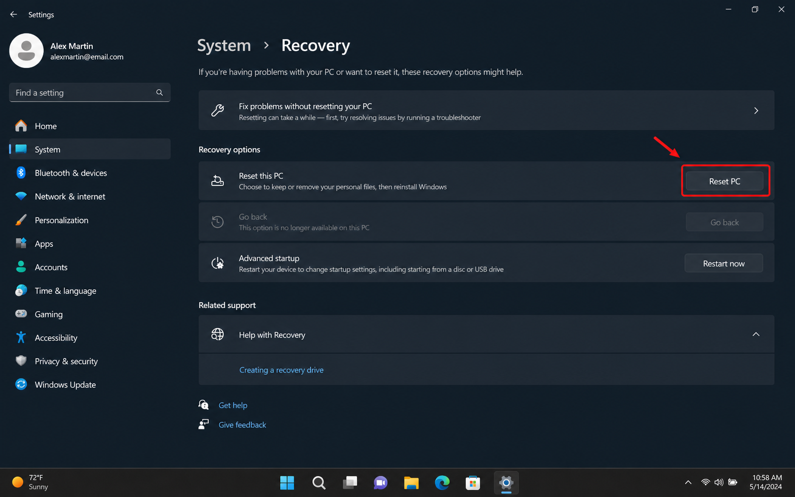 ภาพจำลอง Windows 11 Settings System Recovery ไฮไลต์ปุ่ม Reset PC